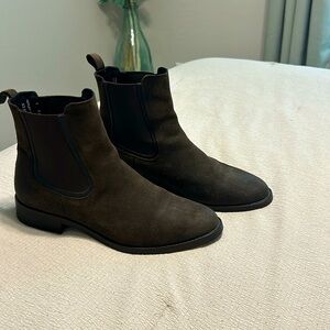 Suede Thursday Chelsea Boots Size 10. Olive brown.